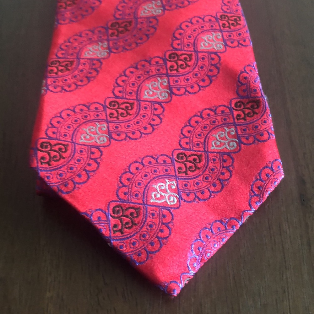 XMIplatinum 💯 silk Italian tie